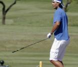 Rafael Nadal jouant au golf à Majorque le 16 juin 2009