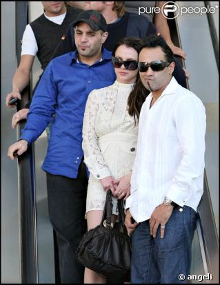 Sam Lufti, Britney Spears et Adnan Gahlib 