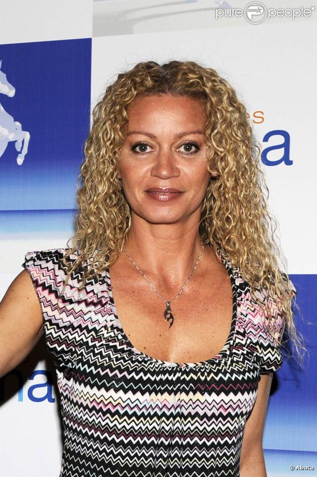 Raphaëlle Ricci va publier ses confidences chez Flammarion