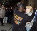 C'est pas tous les jours que l'on voit danser Kylie Minogue Gare du Nord