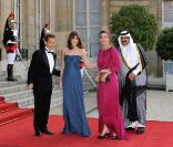 Le couple présidentiel français et l'emir du Qatar et son épouse au dîner d'Etat de l'Elysée du 22 juin 2009.