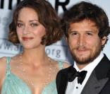 Marion Cotillard et Guillaume Canet chantent la reprise de  Hold Up  par M
