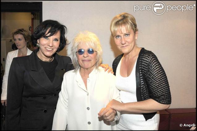 Représentation du spectacle Au delà des murs de Catherine Lara, le 23 juin 2009 : avec Denise Fabre et Nadine Morano 