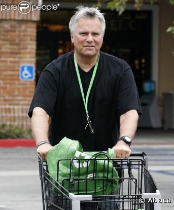 Richard Dean Anderson a aujourd'hui 59 ans. Le temps a passé et Mac Gyver est devenu Colonel dans Stargate SG-1. Parmi ses inventions l'acteur aurait peut-être du songer à... un régime miracle !