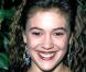 Lorsqu'elle jouait Samantha Micelli, Alyssa Milano n'avait alors que 12 ans. Mais aujourd'hui, exit l'appareil dentaire, l'actrice est devenue... une vraie bombe !