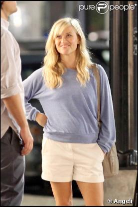 Reese Witherspoon sur le tournage de How do you know ?, de James L. Brooks, à Washington, le 23 juin 2009 !