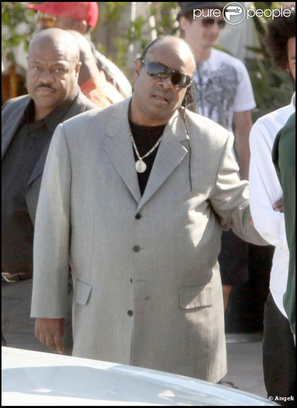 Stevie Wonder a témoigné toutes ses condoléances à la famille et a rendu hommage à Michael Jackson