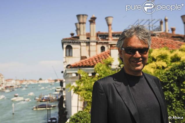 Andrea Bocelli à Venise avec sa compagne Veronica.