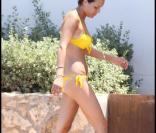 Ana, la femme d'Andrés Iniesta sur une plage de Formentera (Baléares), hier