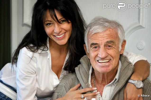 Jean-Paul Belmondo et son amie, la très pulpeuse Barbara Gandolfi...