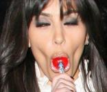  La très pulpeuse Kim Kardashian... Grrrr... 