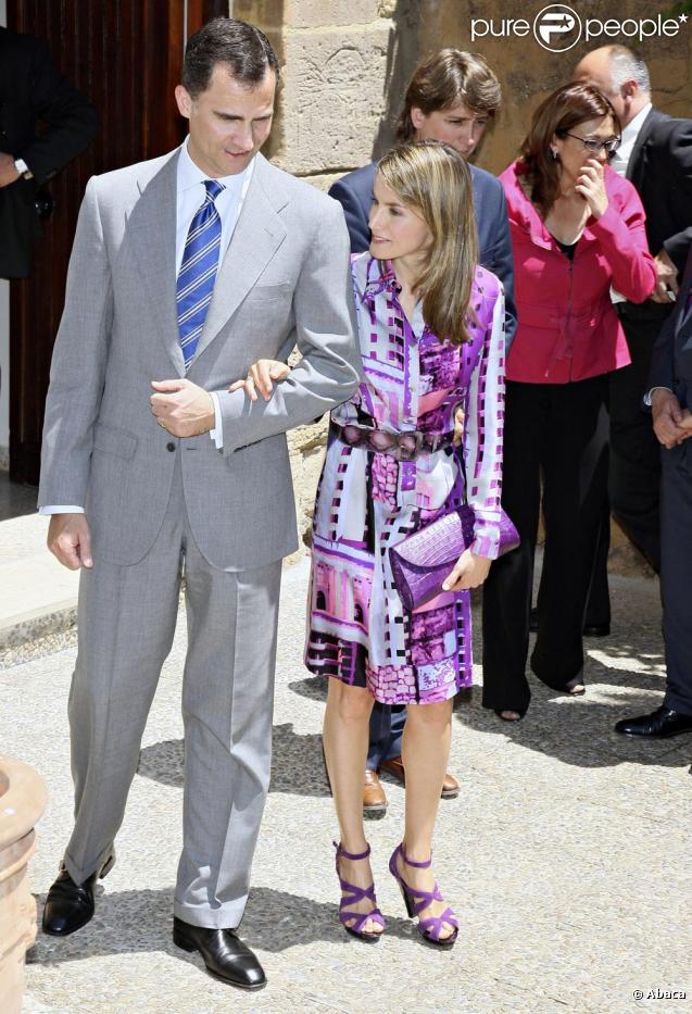 Letizia d'Espagne et son époux Felipe ce matin à Soria en Espagne