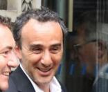 Elie Semoun en grande fo-forme au mariage de Franck Dubosc et Danièle le 19 juin 2009