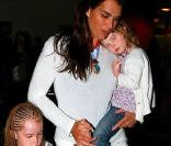 Brooke Shields en compagnie des ses filles  Rowan and Grier   à Los Angeles en juin 2009