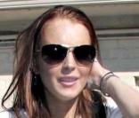 Lindsay Lohan se promène avec des amis dans Beverly Hills le 10 juillet 2009