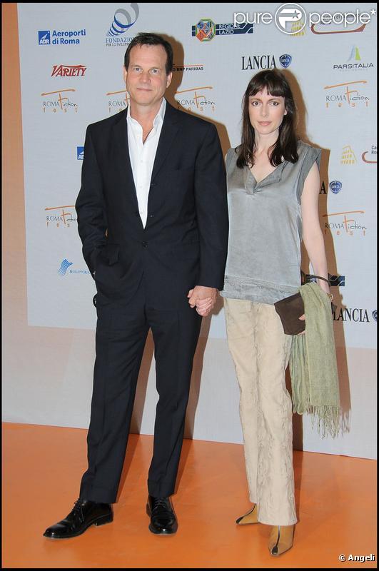 Bill Paxton et sa femme lors du Festival de la fiction à Rome le 11 juillet 2009
