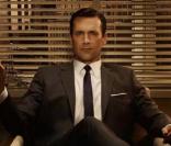 Mad Men avec Jon Hamm et Elisabeth Moss dans l'univers de la pub dans les années 60 à New York 