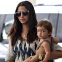 La belle Camila Alves, enceinte, en balade avec son adorable fils Levi !