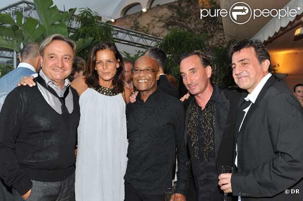 Stéphanie de Monaco, les chanteurs Emile et Images et Thierry Pastor à la soirée Fight Aids au Sporting Club Salle des Etoiles le 17 juillet 2009