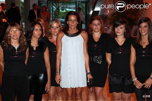 Stéphanie de Monaco arrive à la soirée Fight Aids au Sporting Club Salle des Etoiles le 17 juillet 2009