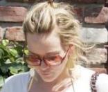 Hilary Duff sort de la maison d'une amie à Studio City le 24 juillet 2009