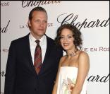 Marion Cotillard à la soirée Chopard organisée en son honneur. Ici avec le président de Chopard Marc Hruschka