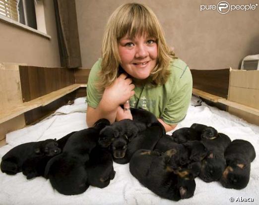 Ce Rottweiler a donné naissance à 18 chiots, un record !
