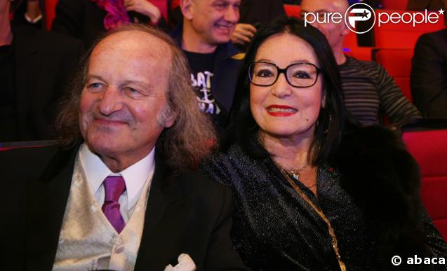 Nana Mouskouri et son mari sont venus applaudir Sylvie Vartan au Palais des Congrès le 5/02/08