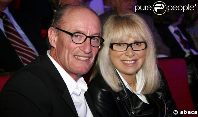 Mireille Darc et son mari, Pascal Desprez, sont venus applaudir Sylvie Vartan au Palais des Congrès le 5/02/08