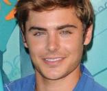 Zac Efron, à l'occasion des Teen Choice Awards 2009, qui se sont tenus à l'Universal Amphitheatre d'Universal City, à Los Angeles, le 9 août 2009 !