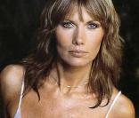 Quand Maud Adams, la sublime ancienne James Bond Girl... donne son avis sur Daniel Craig ! Regardez !