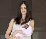 La très belle Paz Vega... avec son adorable Ava !
