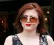 La sombre Frances Bean Cobain, fille de Kurt Cobain et Courtney Love, nous a esquissé... un sourire !