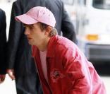 Ashton Kutcher sur le tournage de Valentine's Day à l'aéroport de Los Angeles le 19 août 2009