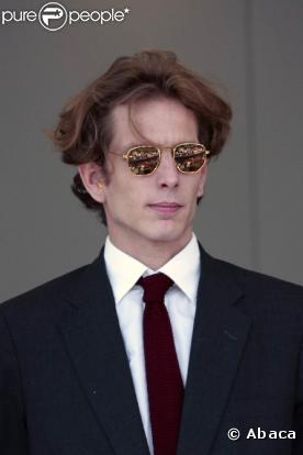 Et si le Prince Andrea Casiraghi acceptait  la version française de "The Undercover Princes" ?