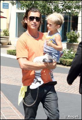 Gavin Rossdale avec son fils à Los Angeles le 26 août 2009