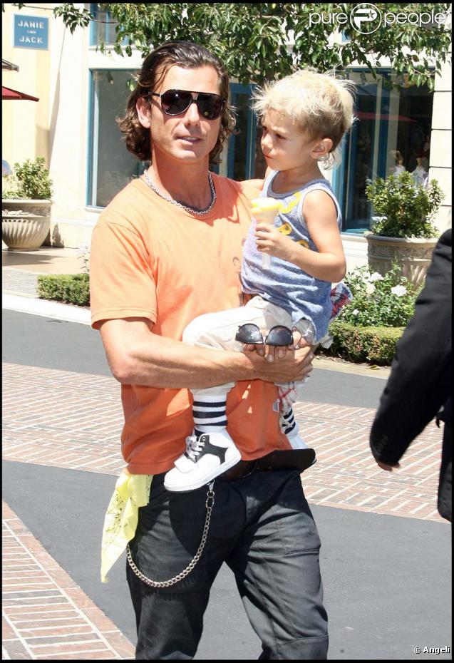 Gavin Rossdale avec son fils à Los Angeles le 26 août 2009