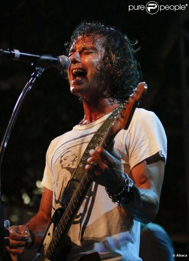 Gavin Rossdale en concert à The Grove à Los Angeles le 26 août 2009
