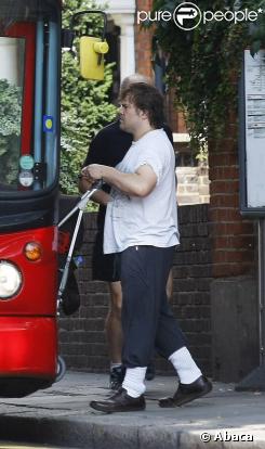 Jack Black avec son fils à Londres dans un fameux bus rouge, août 2009