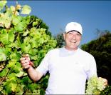 Jean-Marie Bigard lors des Vendanges du Désert, au domaine de Bertaud-Belieu, le 27 août 2009