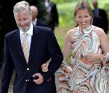 Mathilde et Philippe de Belgique ont participé à la garden party pour les noces d'or du roi Albert et de sa femme Paola, le 30 août 2009 au Château de Laeken. Un accident de calèche est venu gâcher la fête...