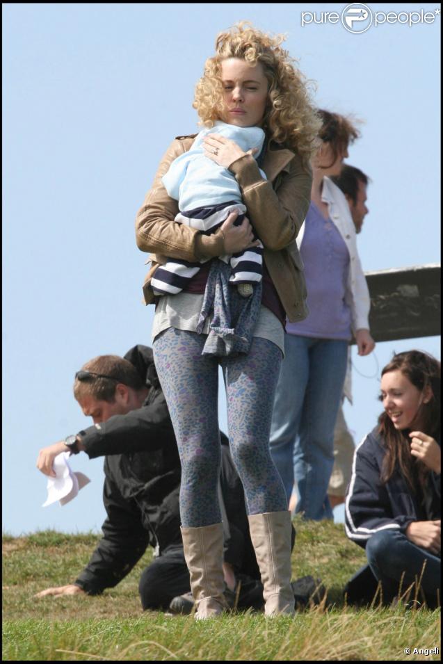 Melissa George sur le tournage de Swinging With the Finkels à Londres le 28 août 2009 