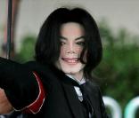 Katherine Jackson peut utiliser l'héritage de son fils pour payer l'enterrement... le juge a accepté ! Incroyable... (réactualisé)
