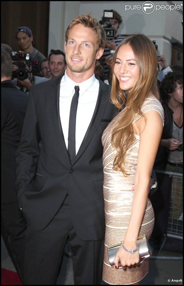 Jenson Button et Jessica Michibata lors des GQ Men of the Year Awards, à Londres, le 8 septembre 2009