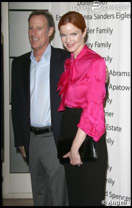 Marcia Cross rayonnante de bonheur au bras de son mari Tom Mahoney à la 5e soirée PINK au profit de la recherche du cancer