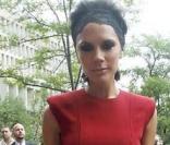 Victoria Beckham dans l'une de ses robes