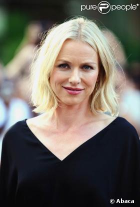 Naomi Watts à l'occasion de l'avant-première de  Mother and Child , lors du 34e Festival International du Film de Toronto, le 14 septembre 2009 !