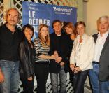 Michel Vuillermoz, Marilyne Canto, Hervé Chabalier, Mélanie Thierry, Philippe Godeau et Anne Consigny lors de la première à Paris le 15 septembre 2009 du film Le Dernier pour la route