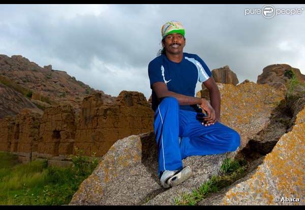  Jyothi Raj a pour passion d'escalader des parois vertigineuses à mains nues  