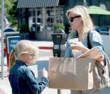 Reese Witherspoon sort diner avec sa fille, Ava Elizabeth, 10 ans.